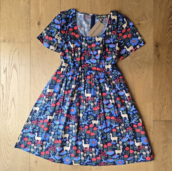 NWT Princess Highway Llama Print Navy Short Sleeve Dress Size 10 AU / 6 US - Picture 9 of 14